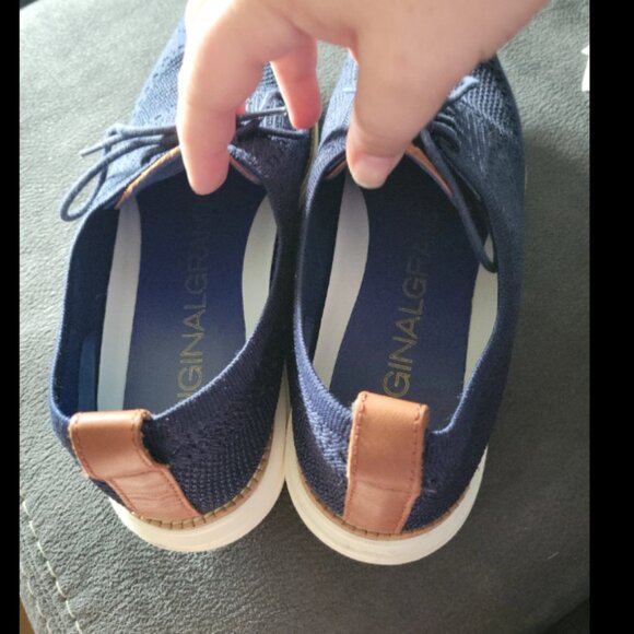 Men's size 11 Cole Haan blue shoes - Picture 8 of 8
